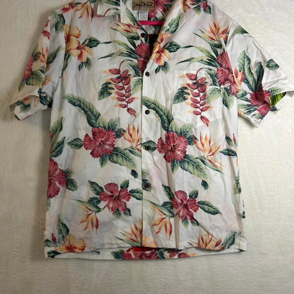 Blue Hawaii short sleeve Hawaiian floral button up large red and white L